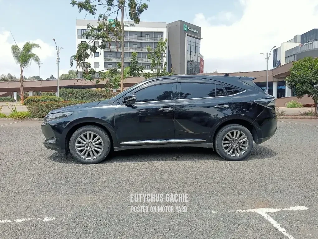 Toyota Harrier 2016 Black