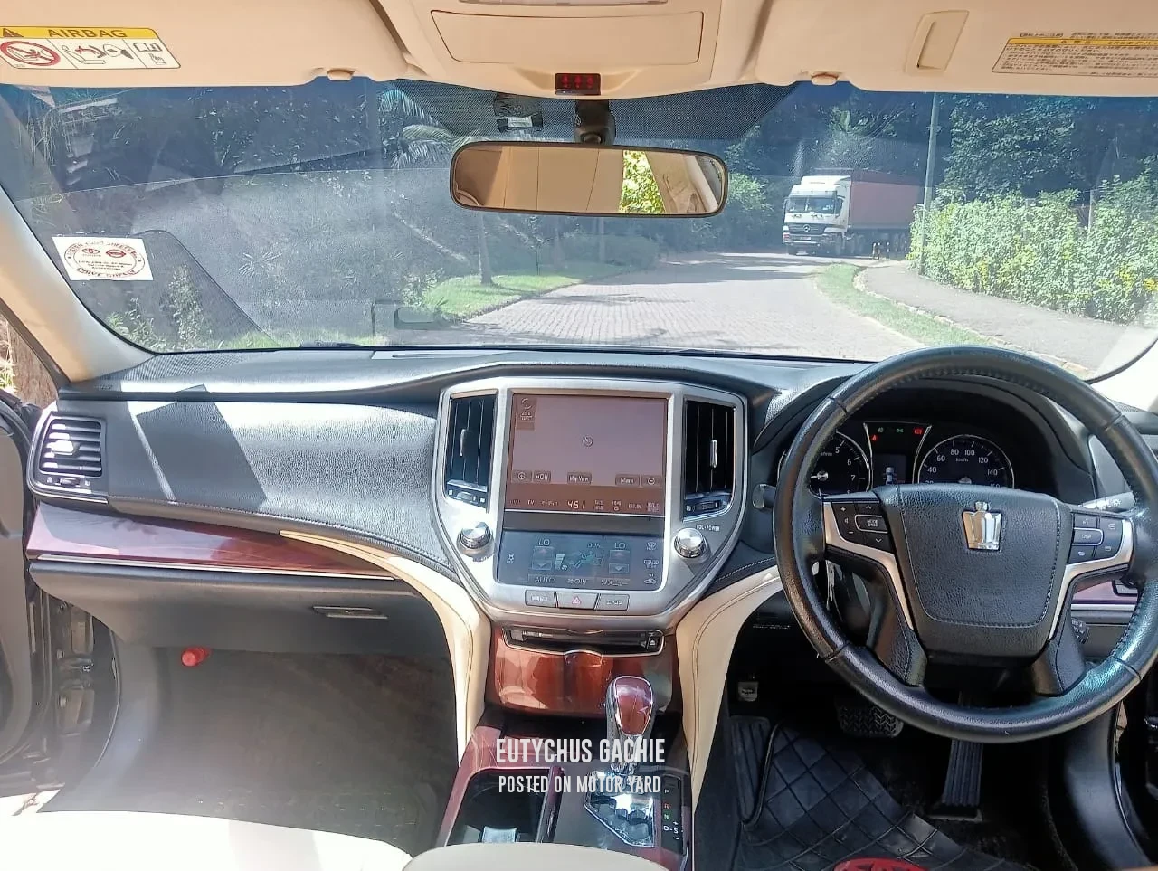 Toyota Crown 2014 Black