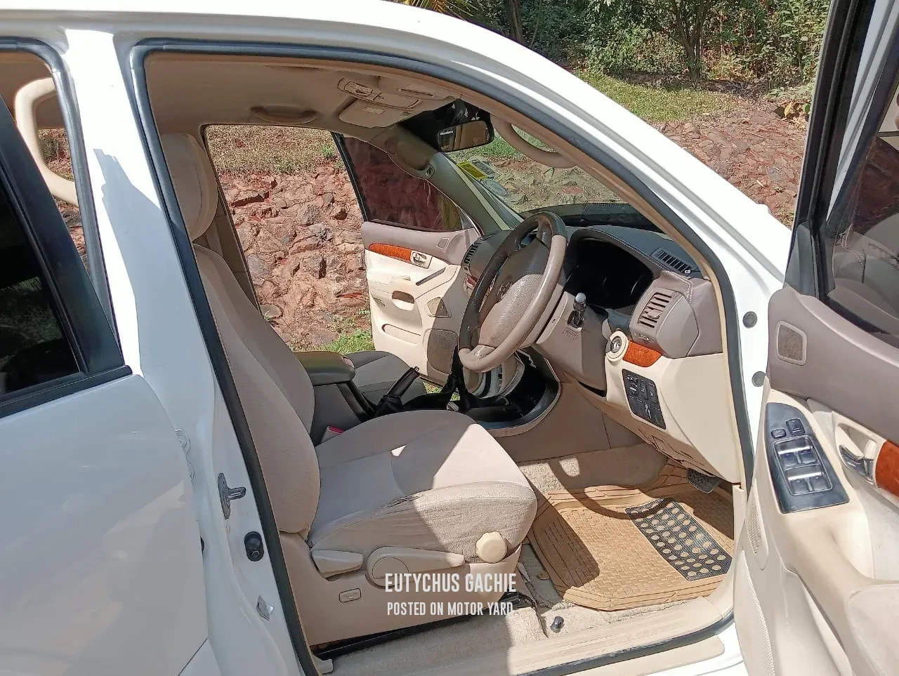 Toyota Land Cruiser Prado J120 2006 White