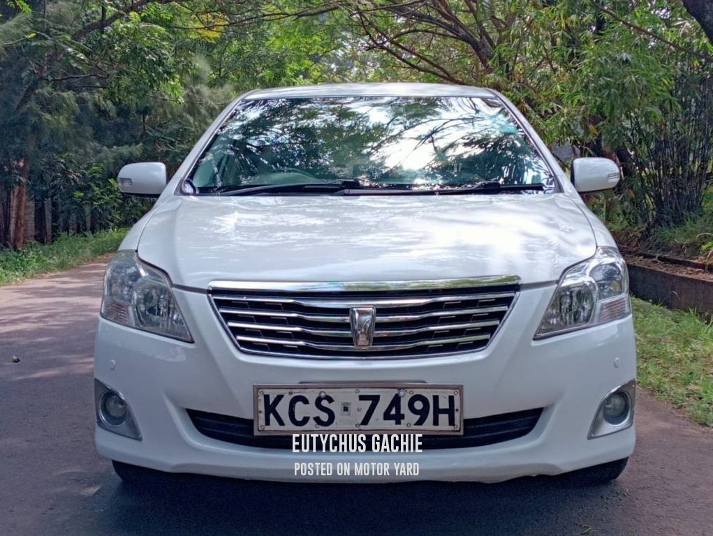 Toyota Premio 2012 White