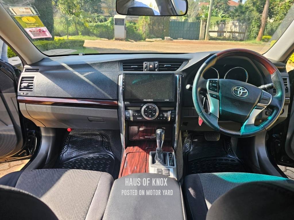 Toyota Mark X 2011 Black