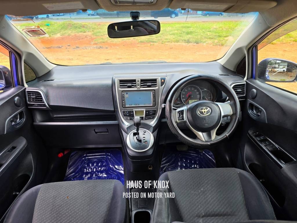 Volkswagen  2018 Blue