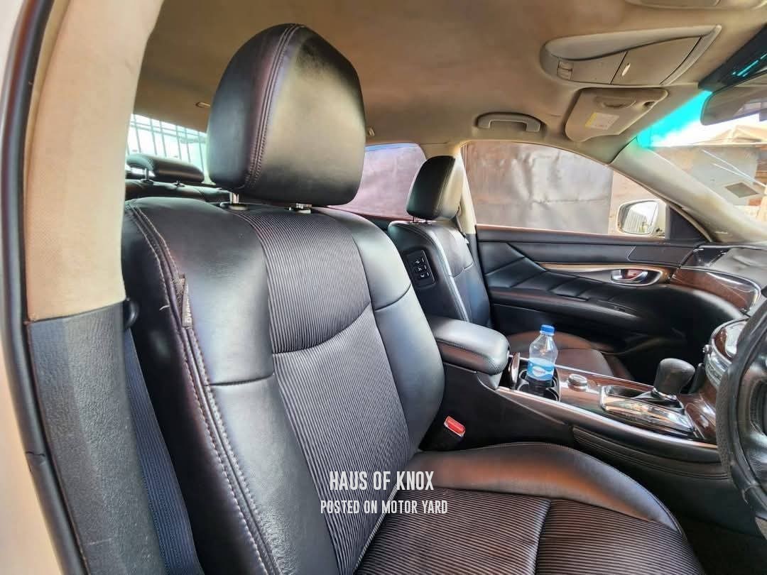 Nissan Fuga 2012 White