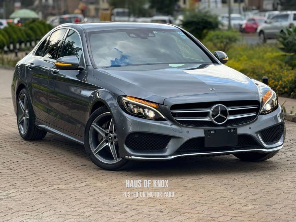 Mercedes-Benz C200 2018 Grey