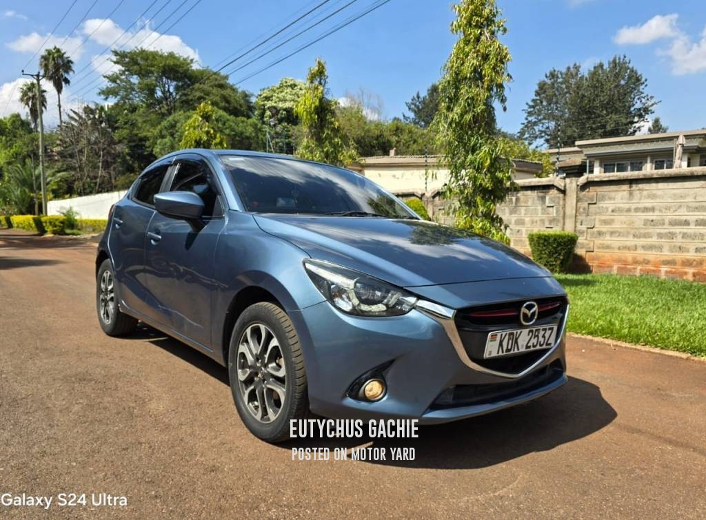 Mazda Demio 2015 Blue