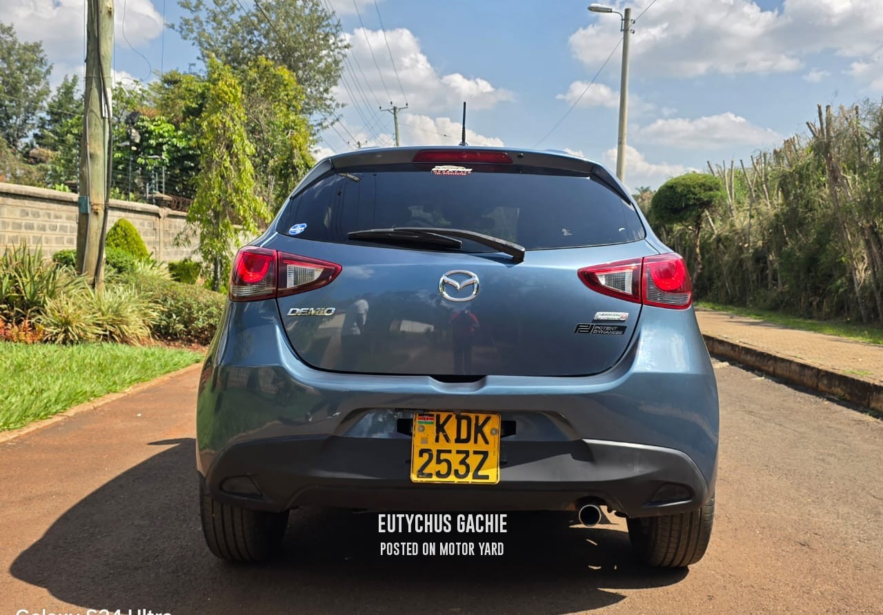 Mazda Demio 2015 Blue