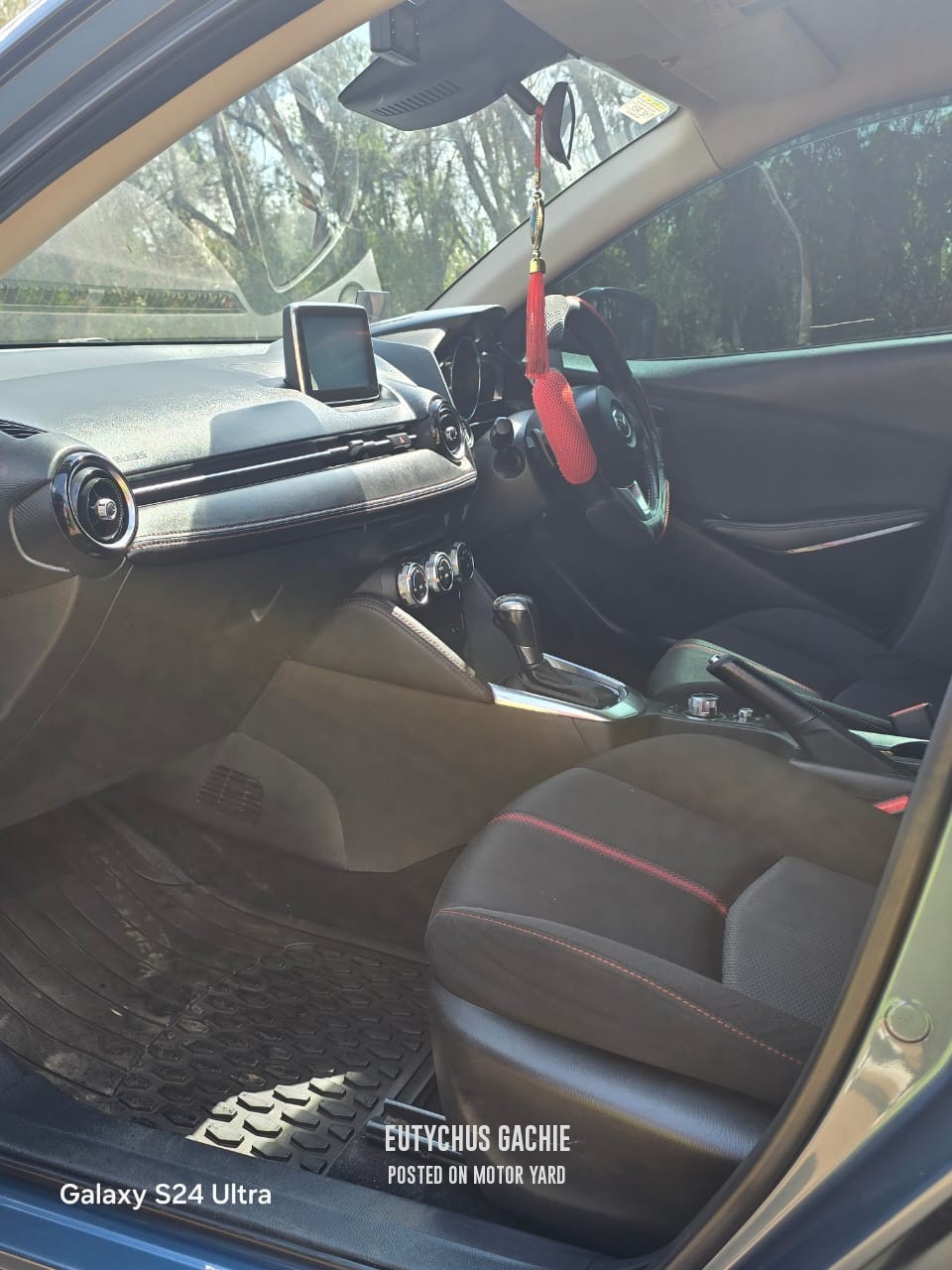 Mazda Demio 2015 Blue