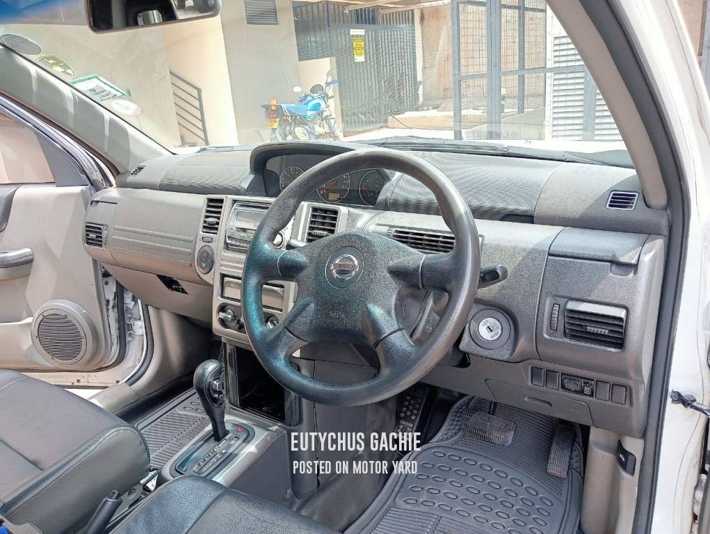 Nissan Xtrail 2007 White