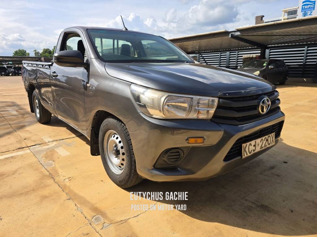 Toyota Hilux 2016 Grey
