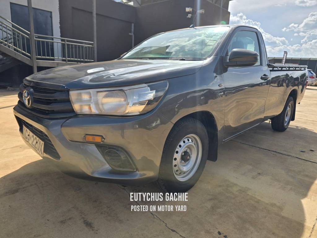 Toyota Hilux 2016 Grey