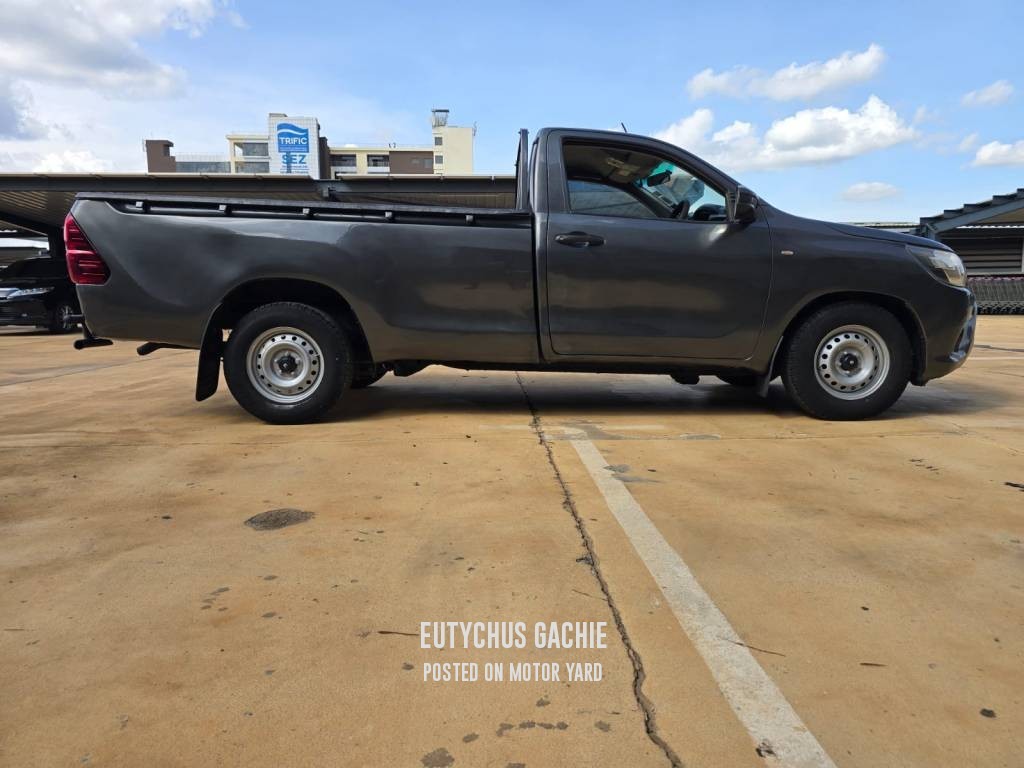 Toyota Hilux 2016 Grey