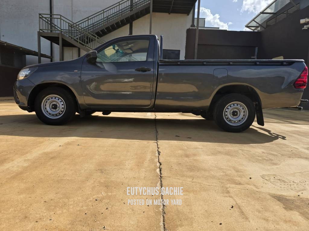 Toyota Hilux 2016 Grey