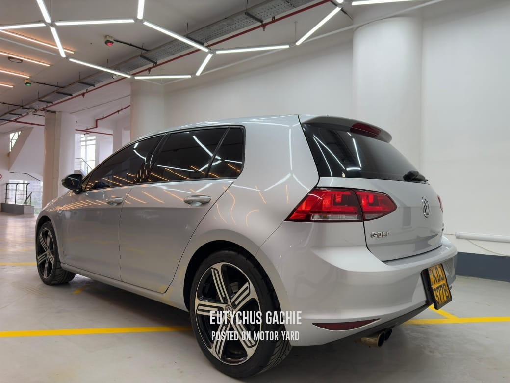 Volkswagen Golf 2015 Silver