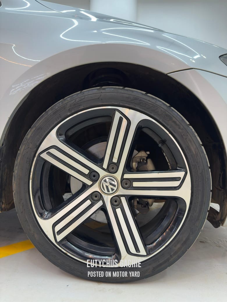 Volkswagen Golf 2015 Silver