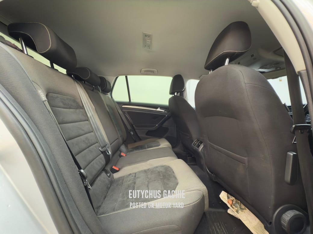 Volkswagen Golf 2015 Silver