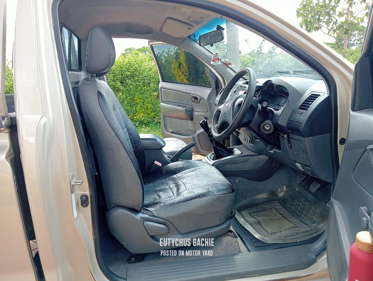 Toyota Hilux 2014 Grey