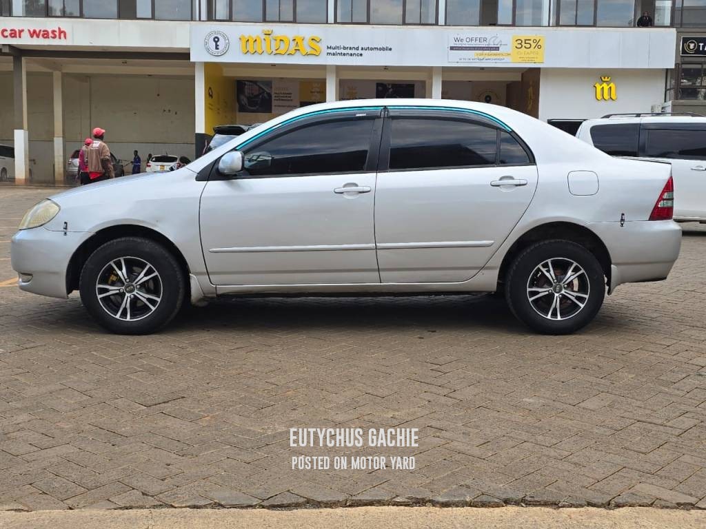 Toyota Corolla 2004 Silver
