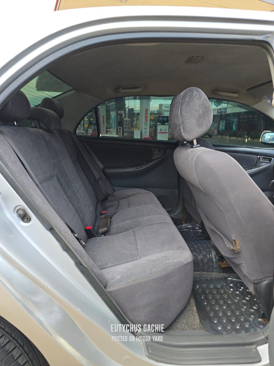 Toyota Corolla 2004 Silver