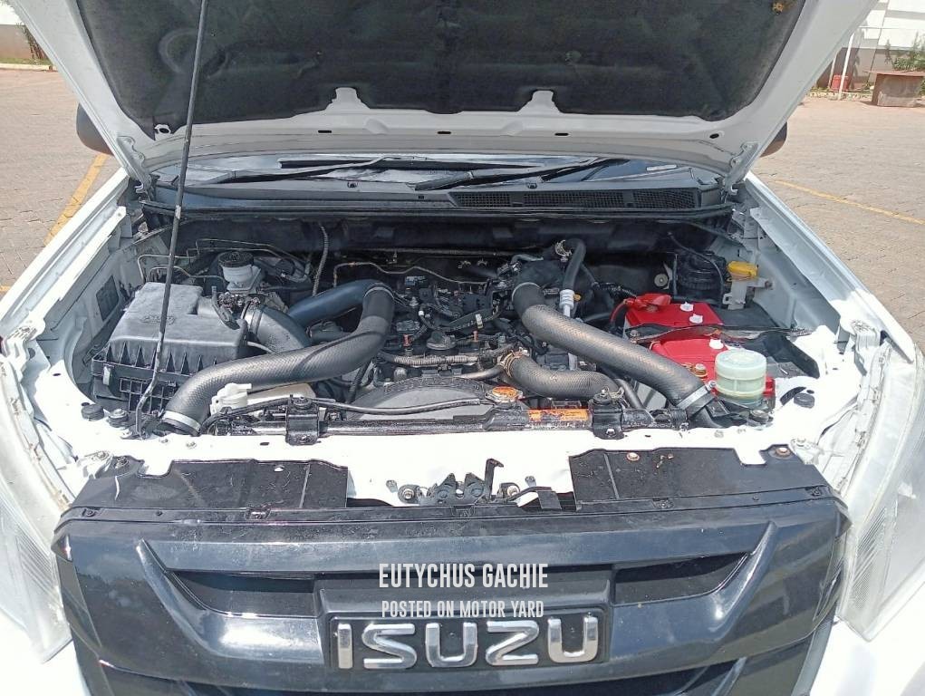 Isuzu D-Max 2017 White