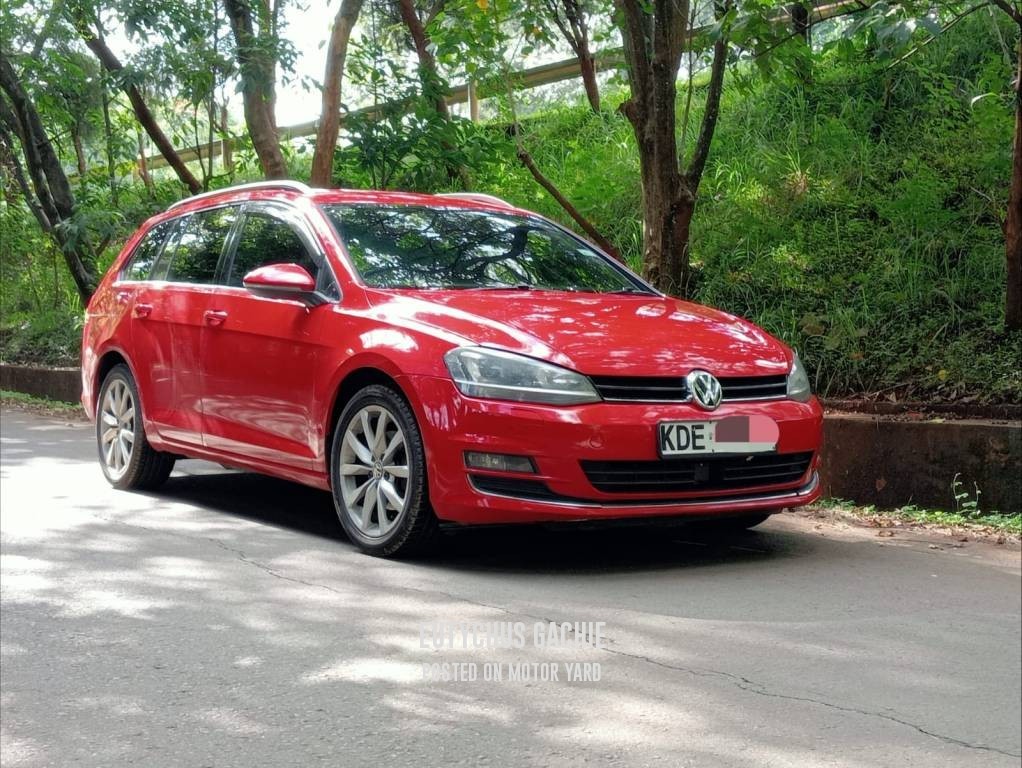 Volkswagen Golf Variant 2014 Red