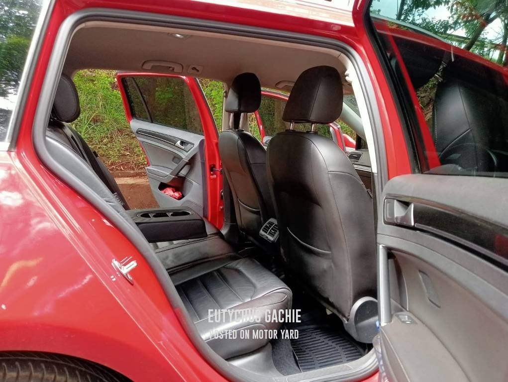 Volkswagen Golf Variant 2014 Red