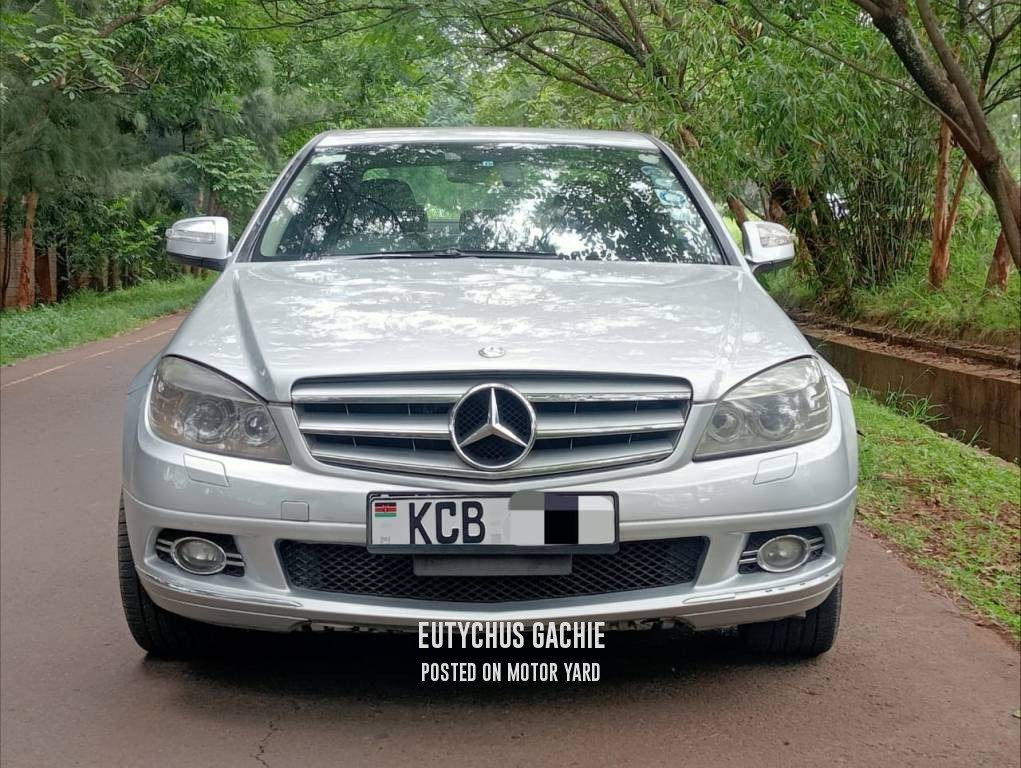 Mercedes-Benz C200 2007 Silver