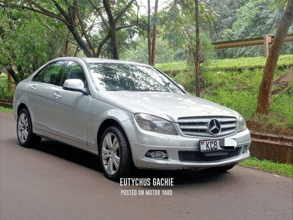 Mercedes-Benz C200 2007 Silver