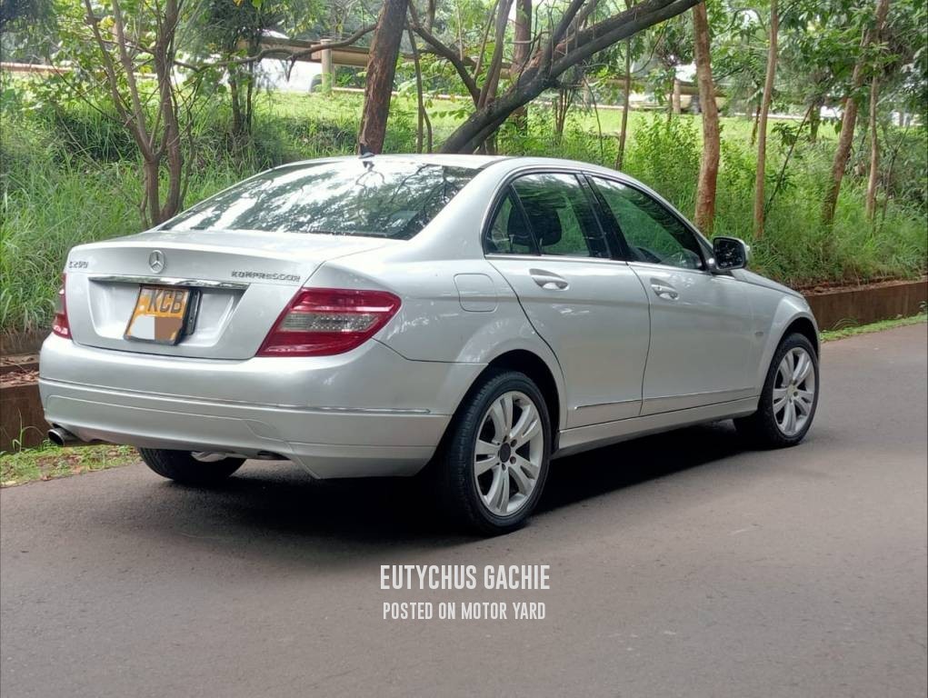 Mercedes-Benz C200 2007 Silver