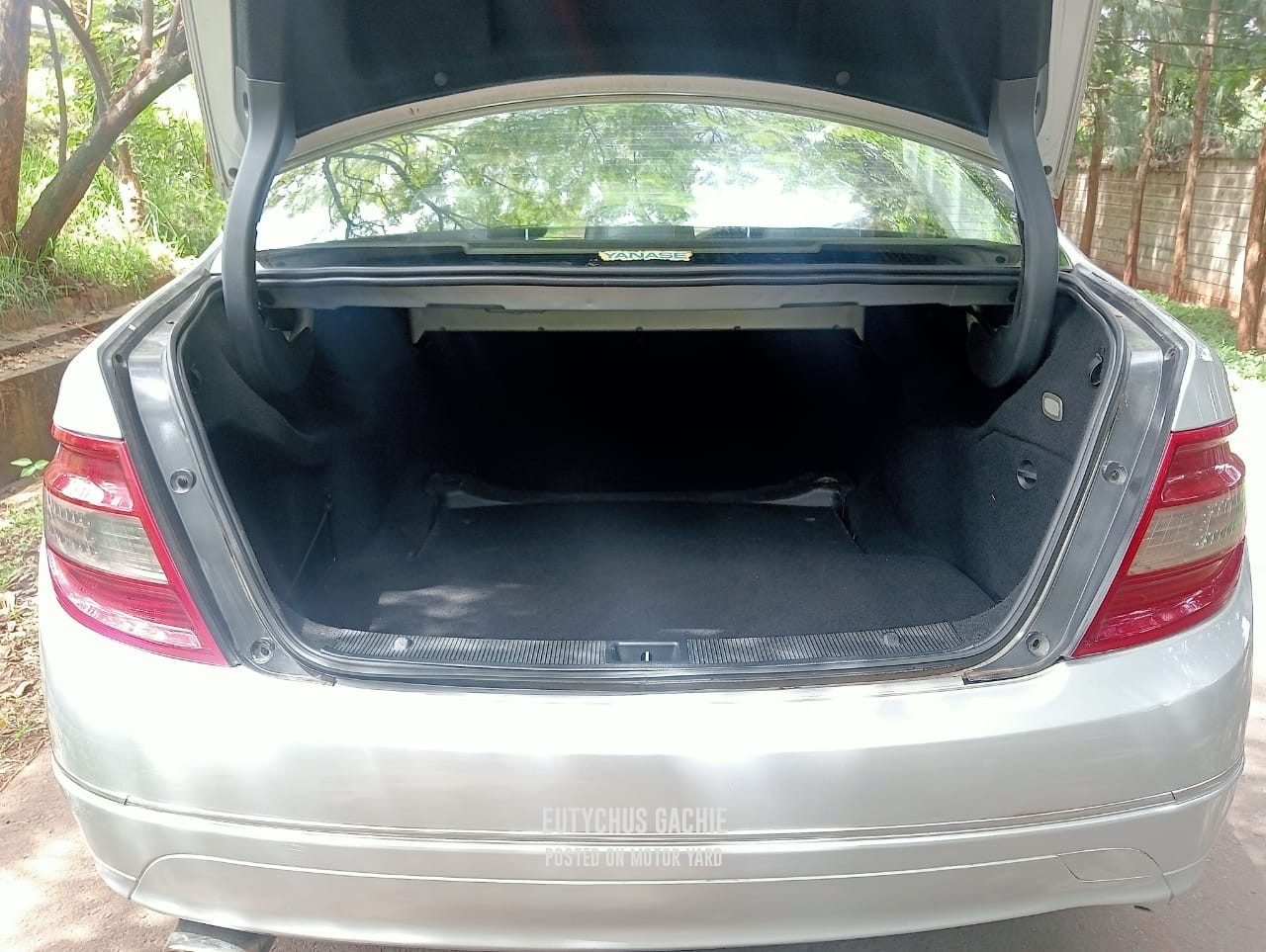 Mercedes-Benz C200 2007 Silver