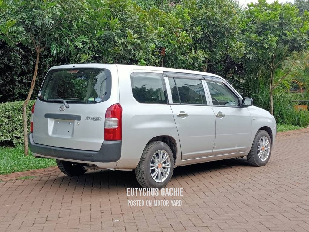 Toyota Succeed 2017 Grey