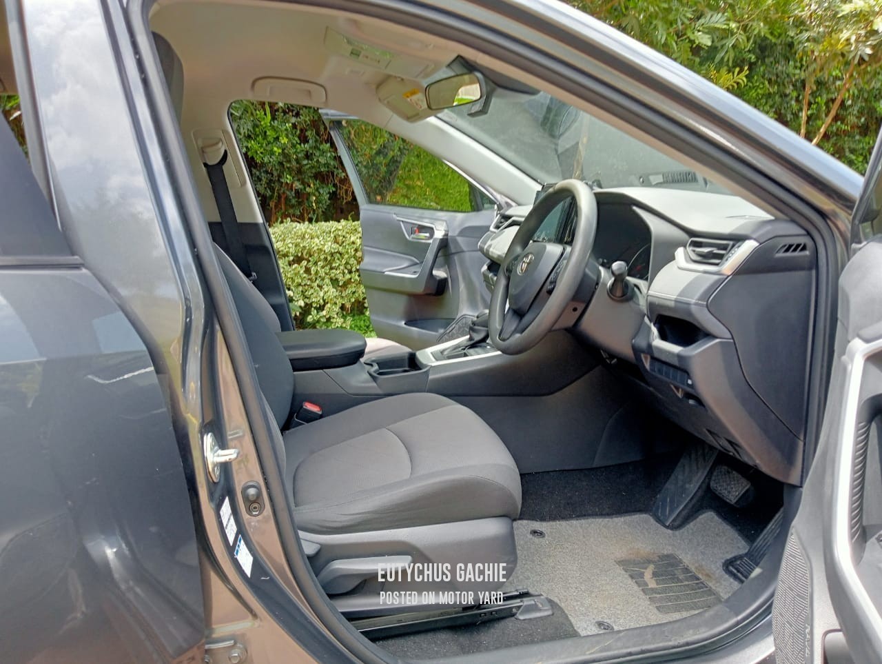 Toyota Rav4 2019 Grey