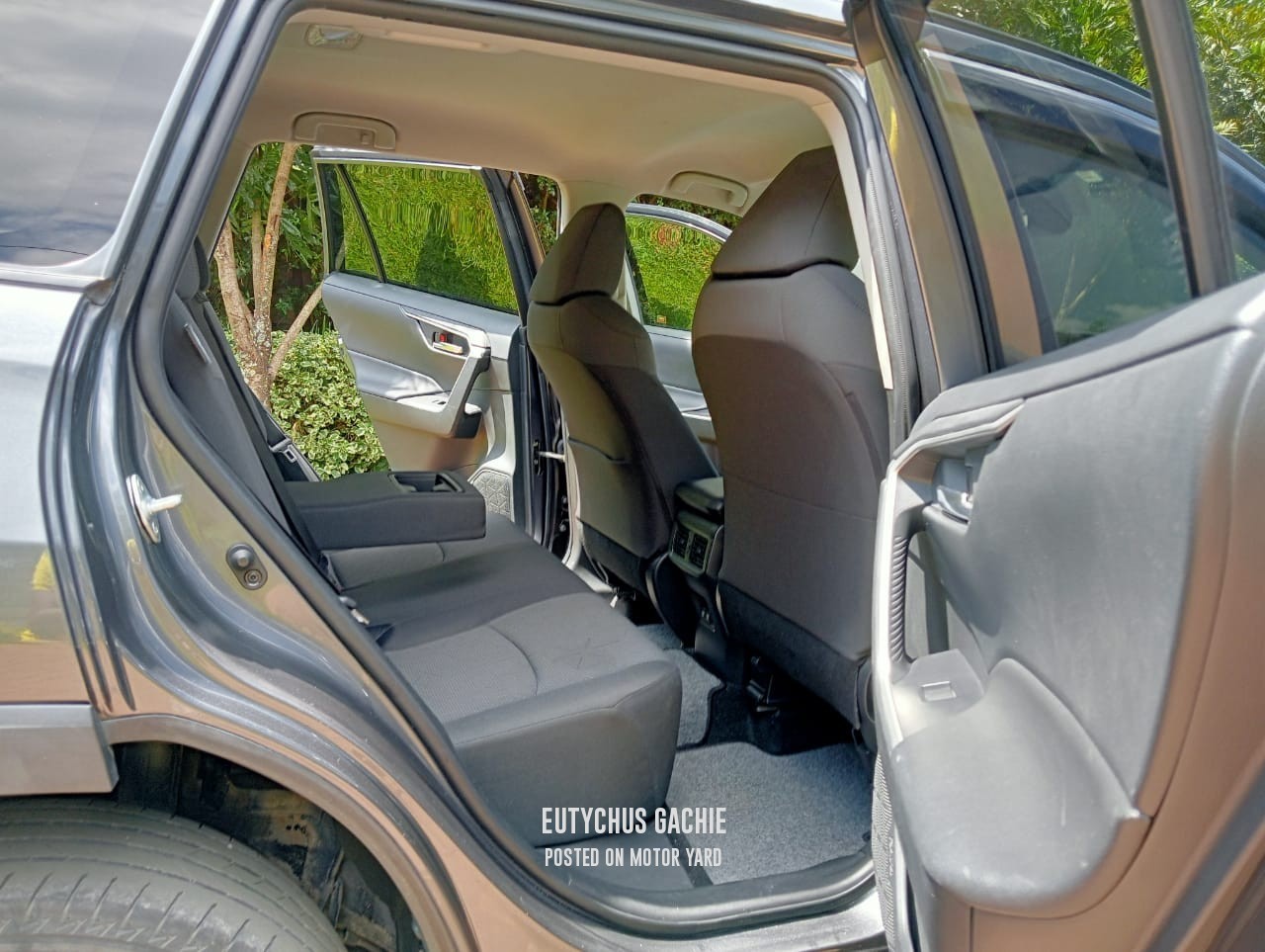 Toyota Rav4 2019 Grey