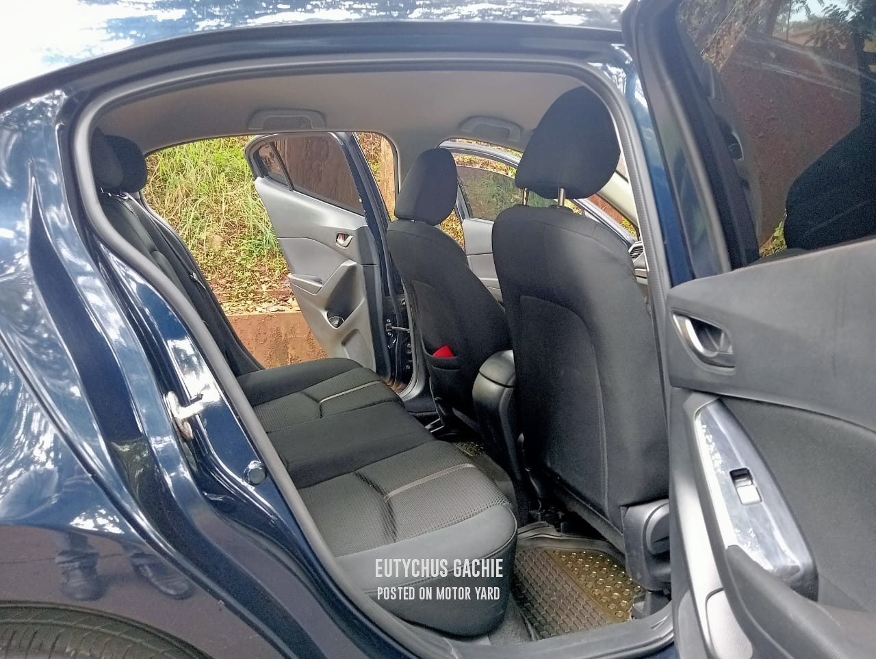 Mazda Axela 2016 Blue