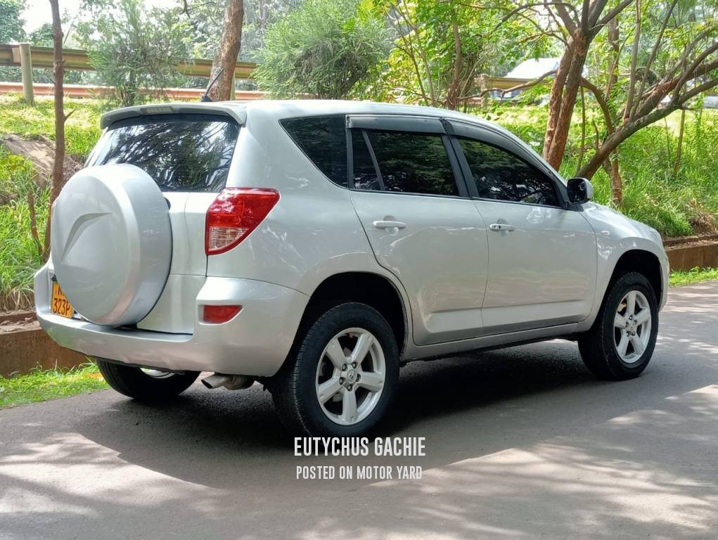 Toyota Rav4 2007 Silver