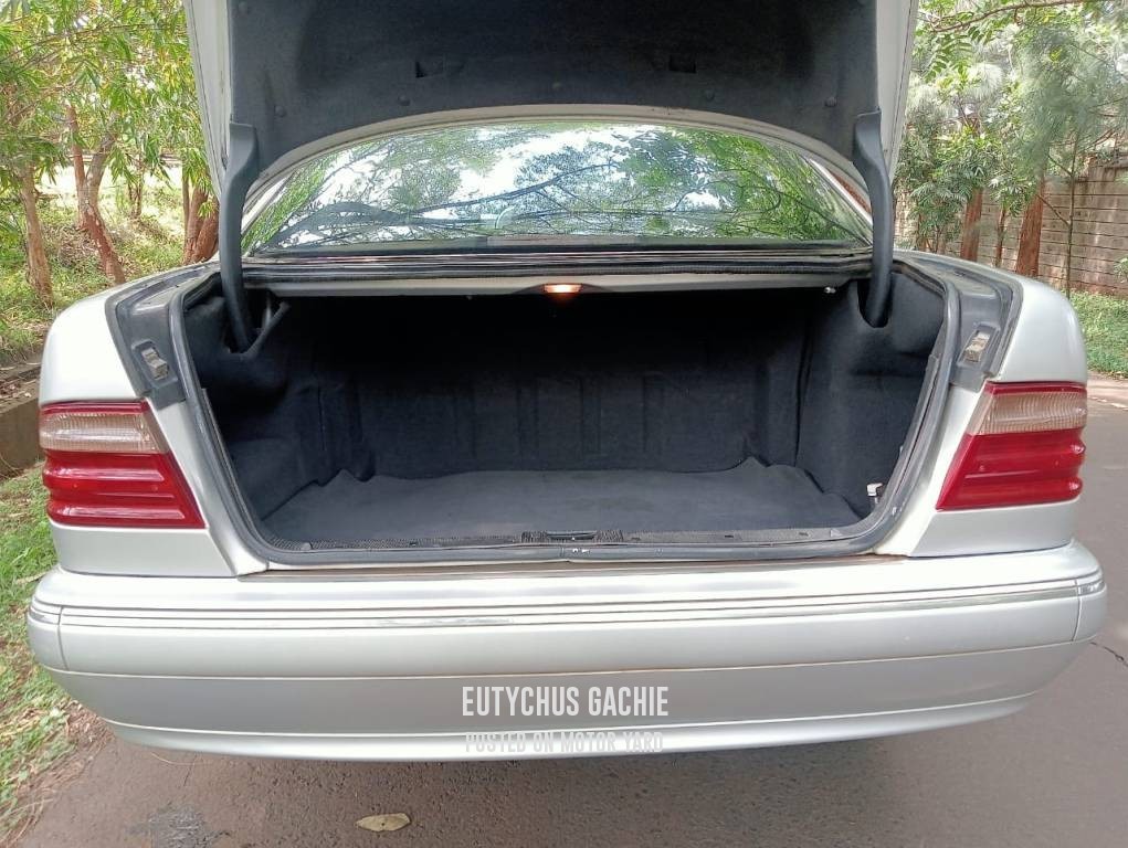 Mercedes-Benz E240 2000 Silver