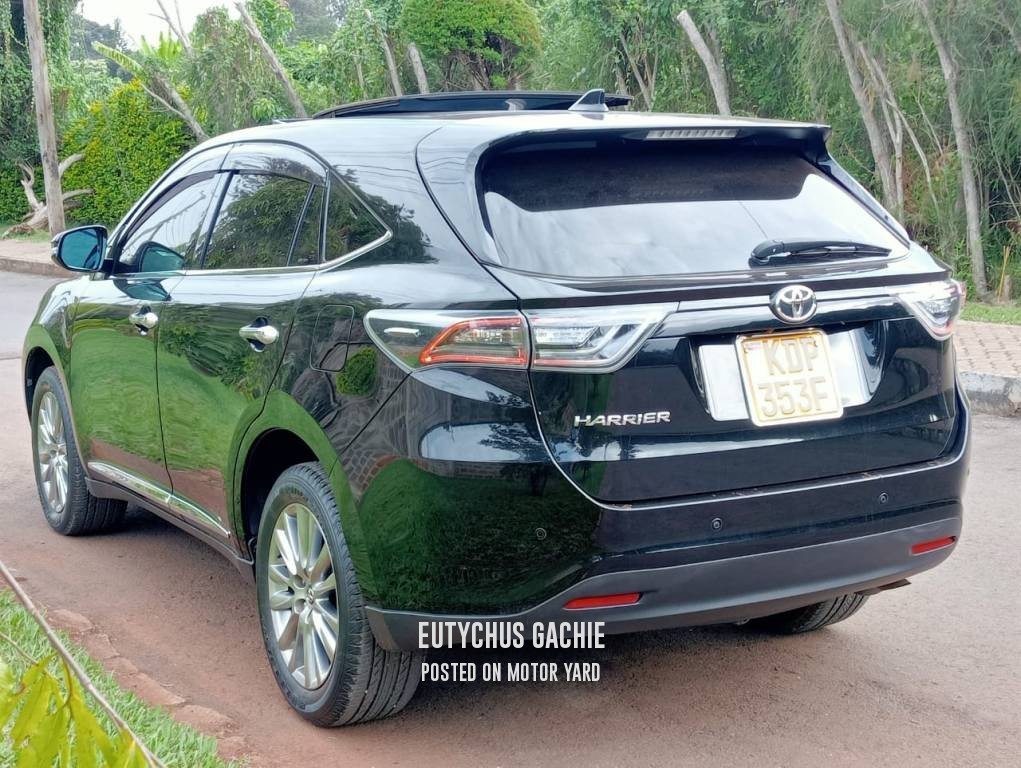 Toyota Harrier 2017 Black