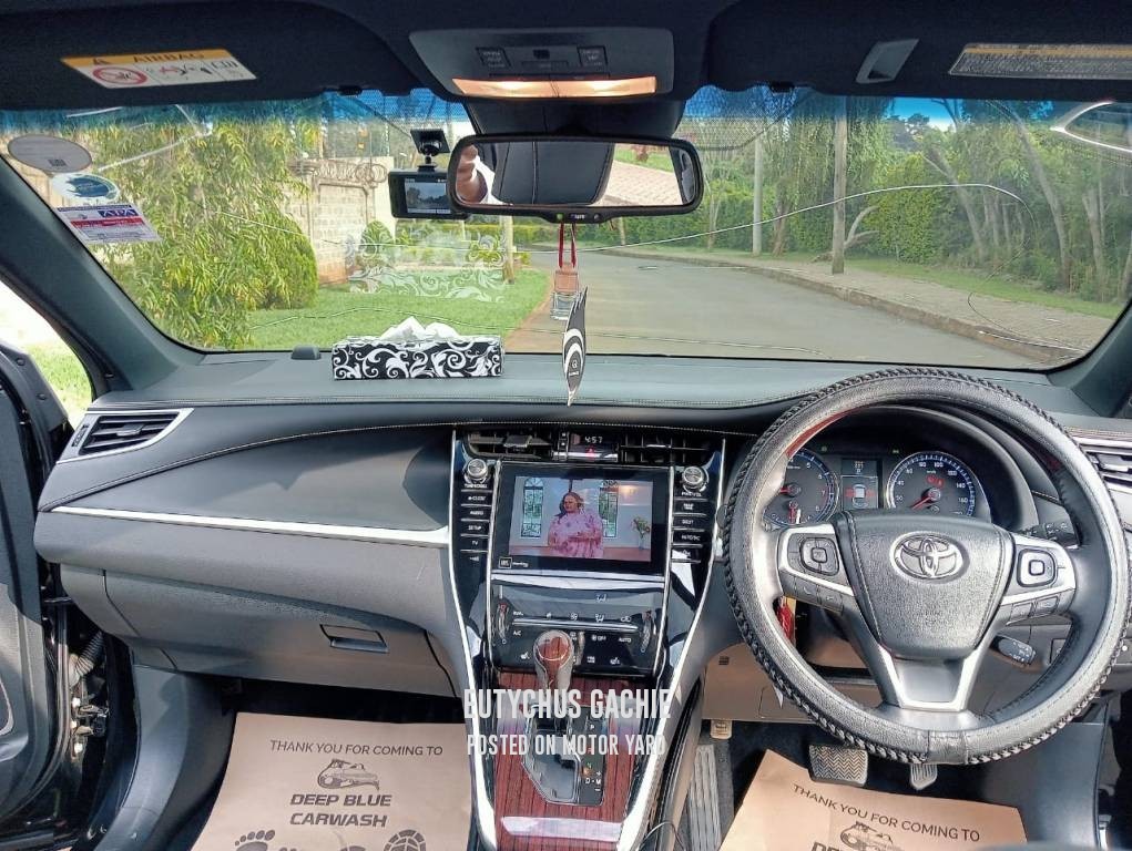 Toyota Harrier 2017 Black