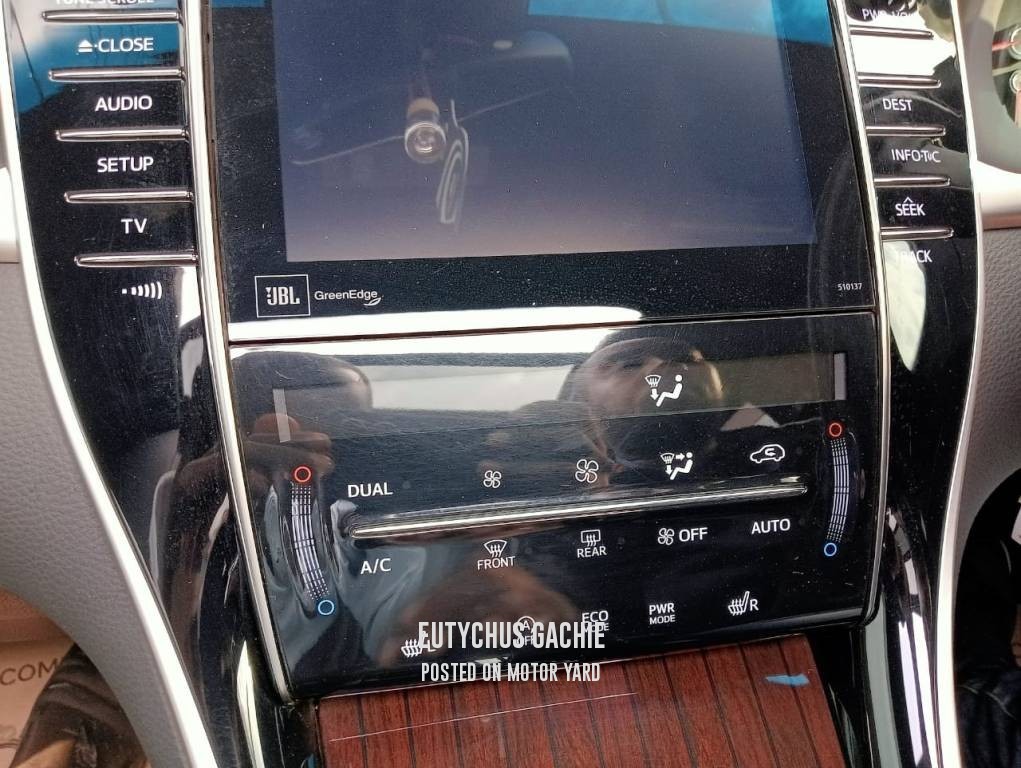 Toyota Harrier 2017 Black