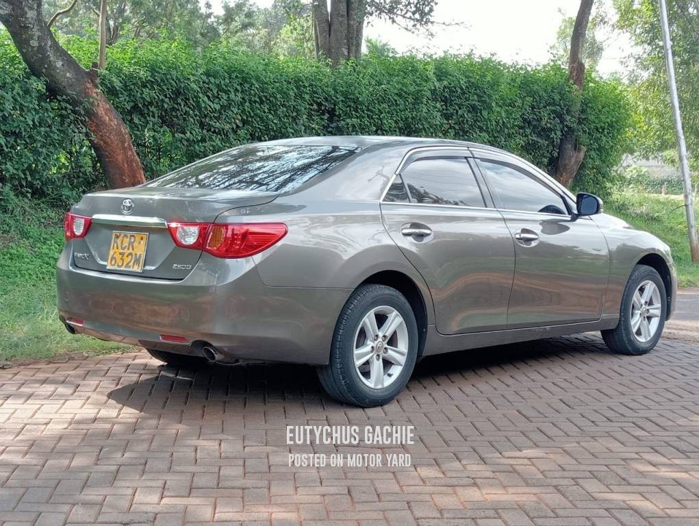 Toyota Mark X 2012 Brown