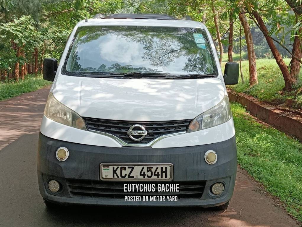 Nissan NV200 2013 White