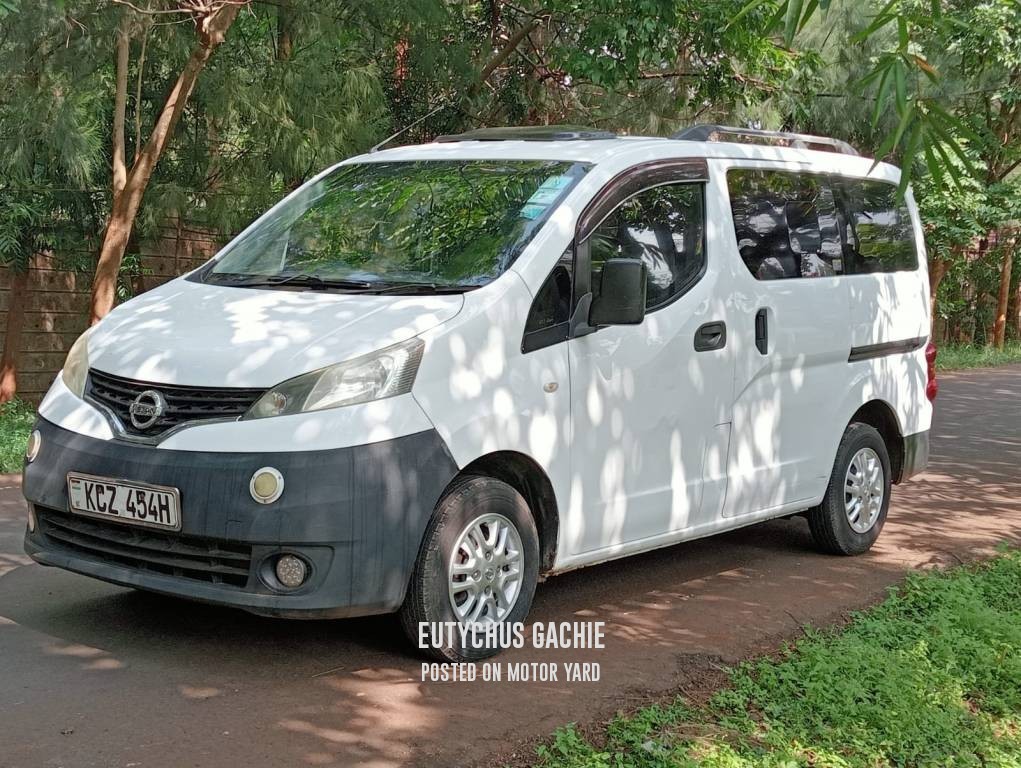Nissan NV200 2013 White
