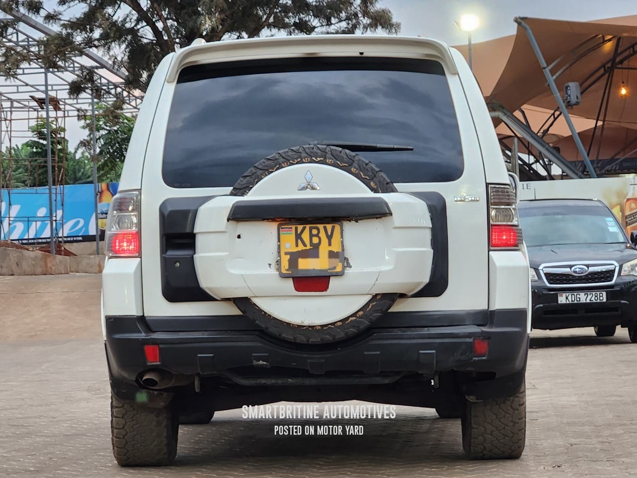 Mitsubishi Pajero Dakar 2007 White