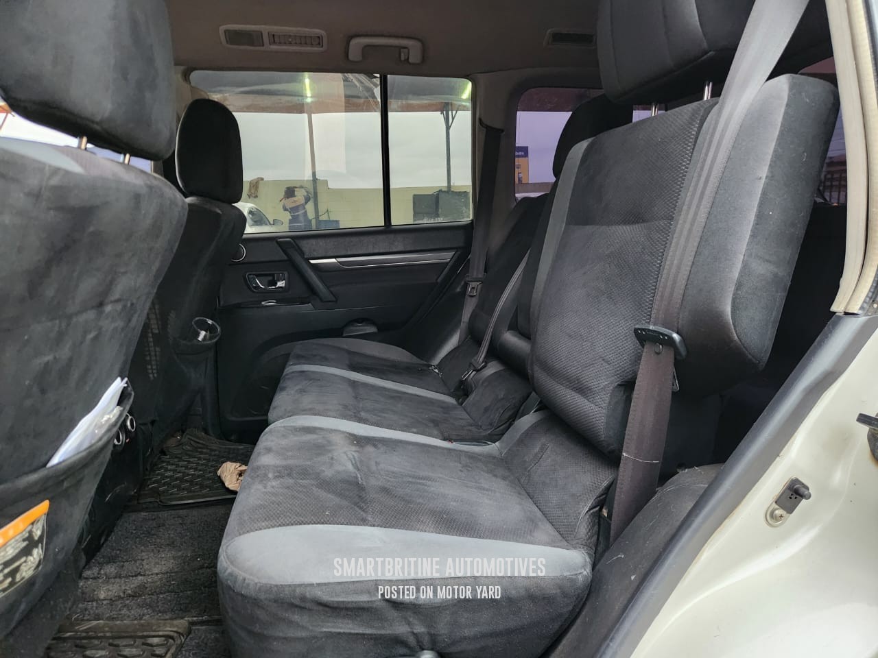 Mitsubishi Pajero Dakar 2007 White