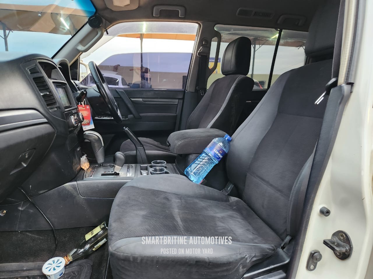 Mitsubishi Pajero Dakar 2007 White