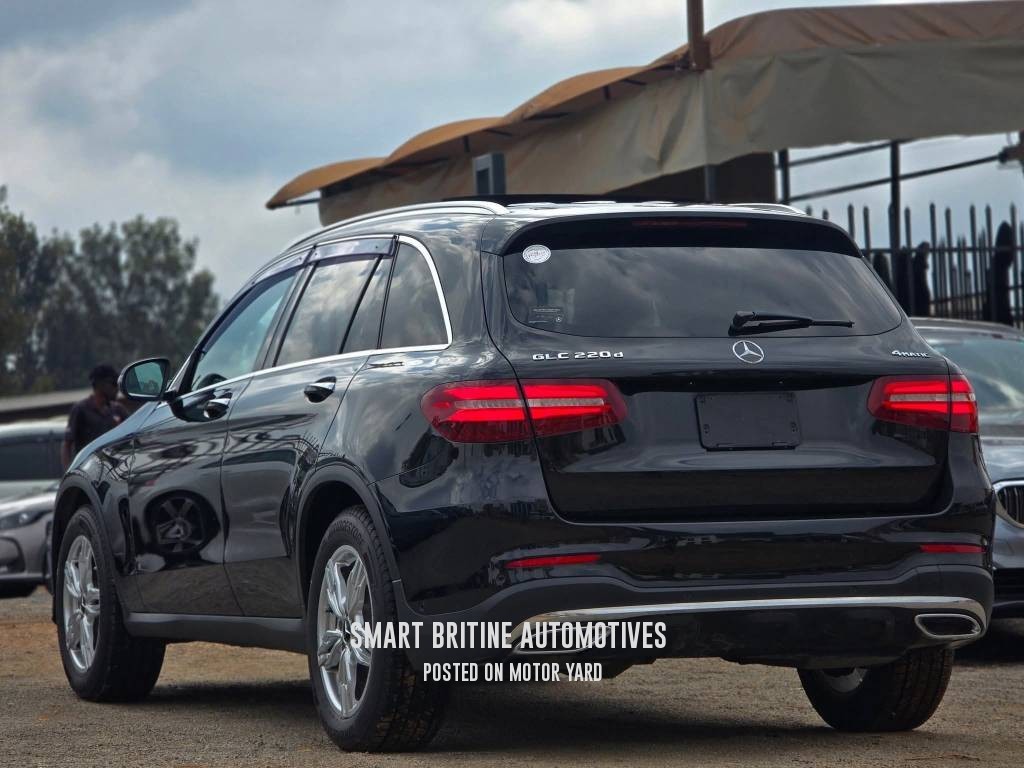 Mercedes-Benz GLC 2018 Black