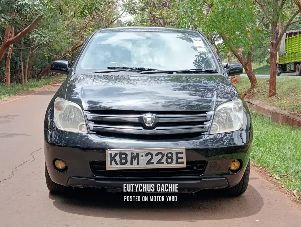 Toyota IST 2003 Black