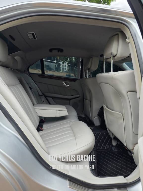 Mercedes-Benz E250 2011 Grey