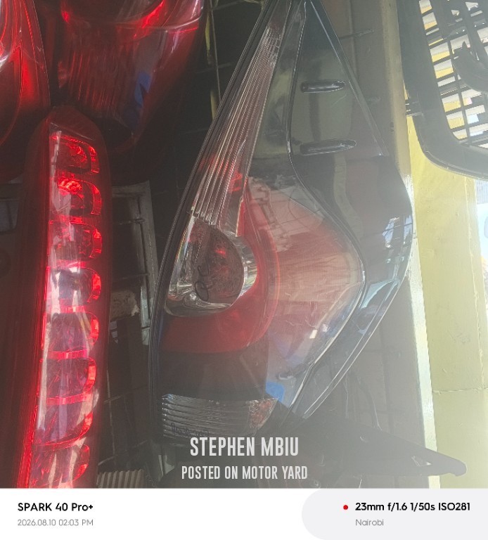 Aqua 2017 rhs tail light