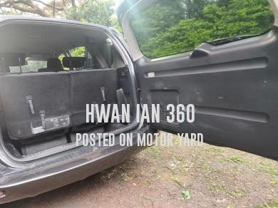 Toyota Vanguard 2011 Grey