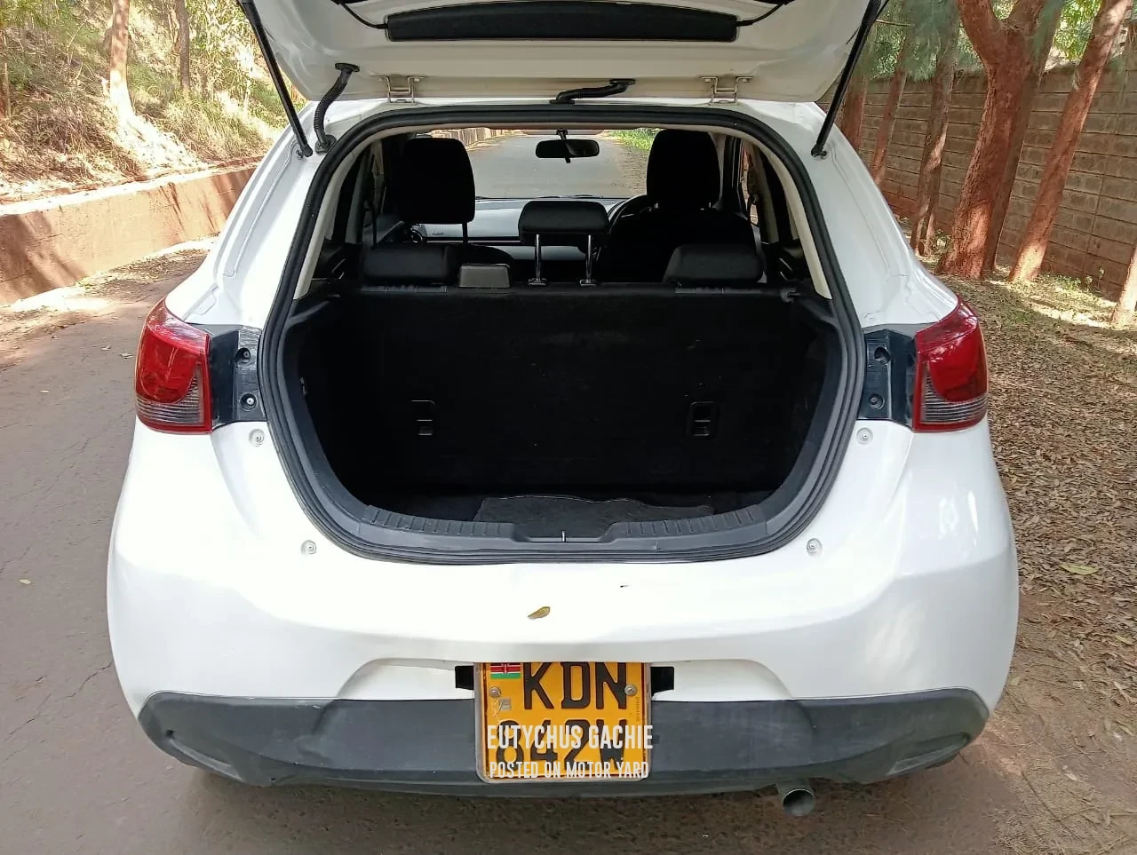 Mazda Demio 2016 White